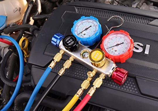 Orion motor tech 4 way AC gauge set connected to the car's AC system.